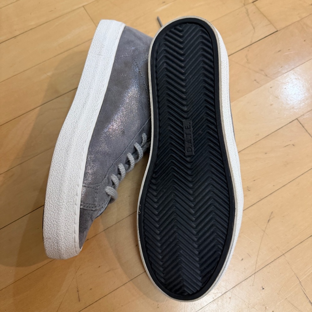 Like New D.A.T.E. Hill Low Stardust Sneakers in Metal Gun, 7 ( 7.5) CB2511 - Picture 6 of 8